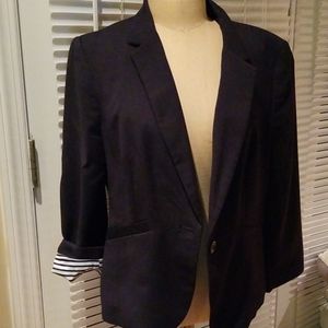 Navy 3/4 sleeve blazer